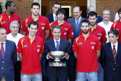 RECEPCION DEL PRESIDENTE DE GOBIERNO JOSE LUIS RODRIGUEZ ZAPATERO A LA SELECCION ESPAÑOLA  CAMPEONA DE EUROPA DE BALONCESTO